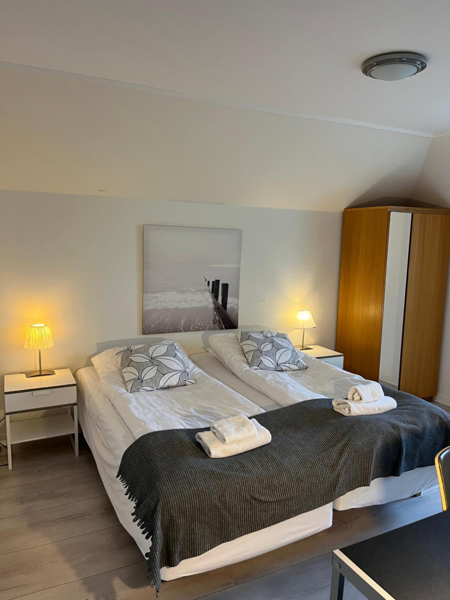 Vaesterhoejdsgarden Skövde Екстериор снимка